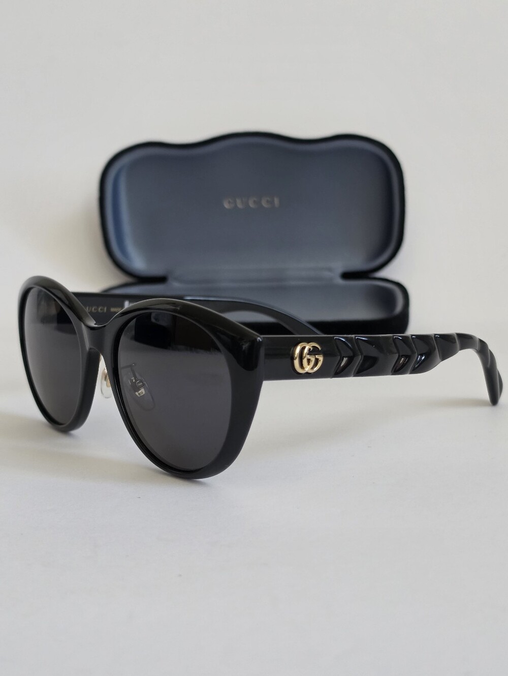 Gucci 56mm Cat Eye Sunglasses GG0814SK